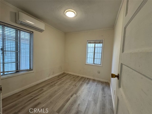 Detail Gallery Image 12 of 30 For 2326 Elmgrove, Los Angeles,  CA 90031 - 7 Beds | 3 Baths