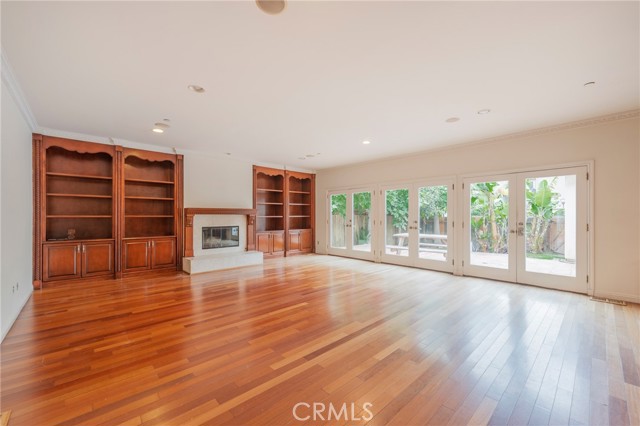 2913 Delaware Avenue, Santa Monica CA: https://media.crmls.org/medias/c4537566-0626-4eec-a7e2-339acf88ee11.jpg