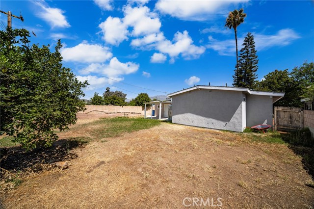 610 W Glen Lyn Drive, Glendora CA: https://media.crmls.org/medias/c453f95d-7537-47c8-a54d-b6ade9df84e0.jpg