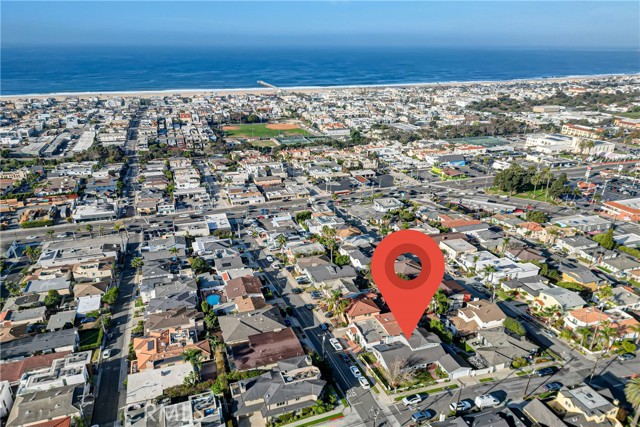 Detail Gallery Image 29 of 35 For 955 8th Pl, Hermosa Beach,  CA 90254 - 3 Beds | 2 Baths