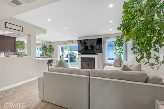 349 S Monte Vista Street, La Habra CA: https://media.crmls.org/medias/c4548fb3-9728-44e6-af50-1769c36318c2.jpg