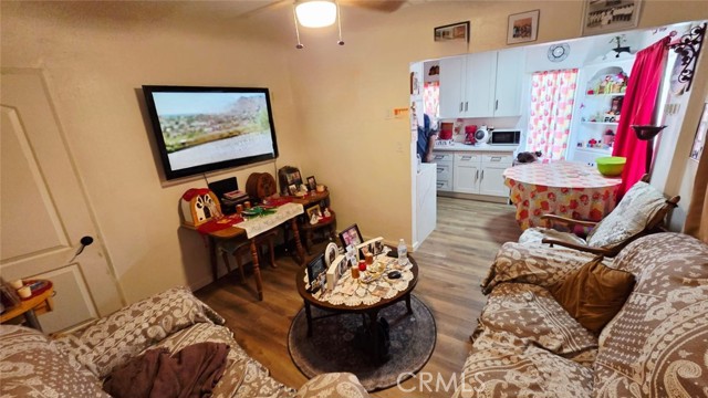 Detail Gallery Image 10 of 22 For 410 Niles, Bakersfield,  CA 93305 - 1 Beds | 1 Baths