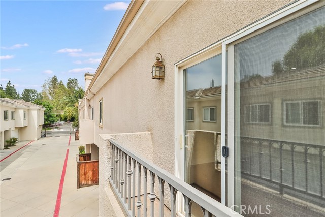 Detail Gallery Image 35 of 46 For 7132 Farralone Ave #207,  Canoga Park,  CA 91303 - 3 Beds | 2/1 Baths