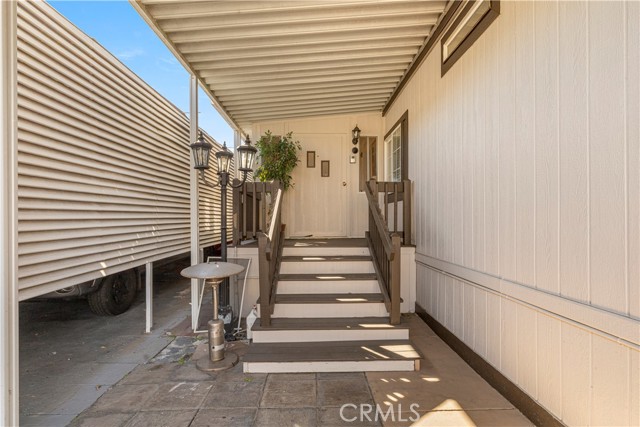 Detail Gallery Image 4 of 42 For 3050 W W Ball #11,  Anaheim,  CA 92804 - 3 Beds | 2 Baths