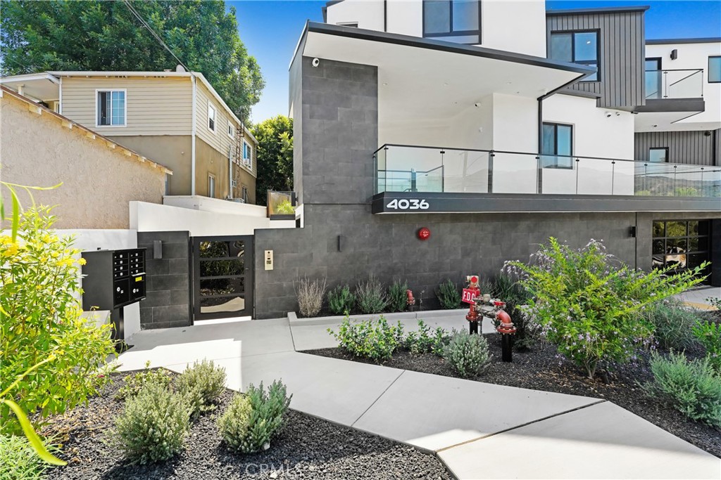 4036 Rosemont Avenue #1