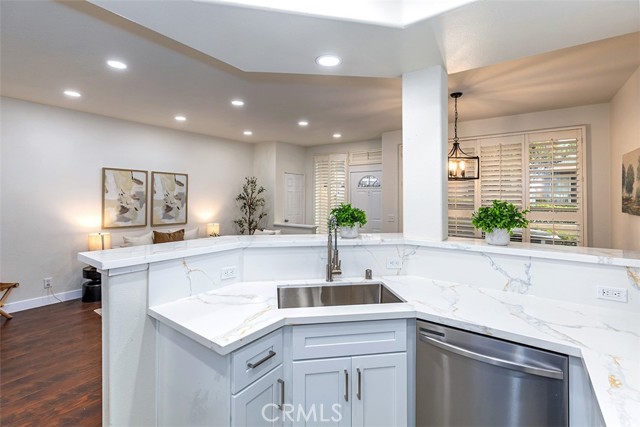 1010 S Gibraltar Avenue, Anaheim CA: https://media.crmls.org/medias/c455d86a-010d-4165-b817-49c86c738dcb.jpg