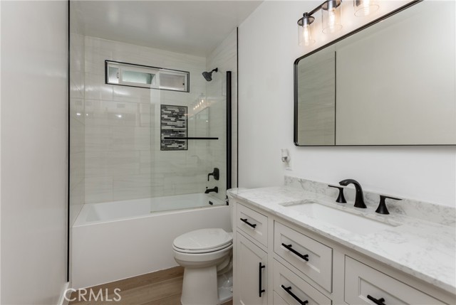 Detail Gallery Image 10 of 36 For 9538 Bickley Dr #2,  Huntington Beach,  CA 92646 - 2 Beds | 1/1 Baths