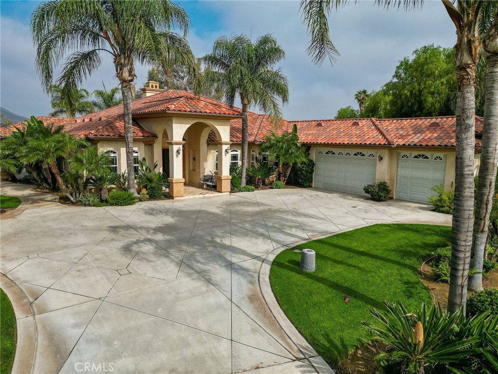 6116 Chadbourne Avenue