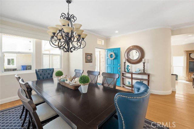 2403 Voorhees Avenue, Redondo Beach, California 90278, 4 Bedrooms Bedrooms, ,3 BathroomsBathrooms,Residential,Sold,Voorhees,SB22138890