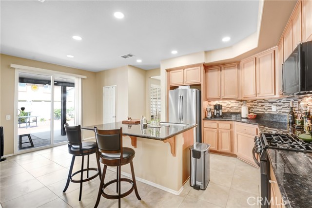 31 Newburn Court, Beaumont CA: https://media.crmls.org/medias/c456b50f-3a88-4d63-b5c2-bf59b84a9faf.jpg