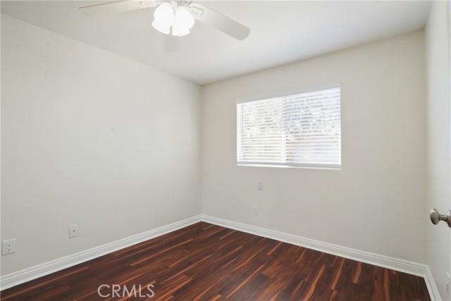 Detail Gallery Image 16 of 20 For 2475 Water, Corona,  CA 92882 - 3 Beds | 2/1 Baths