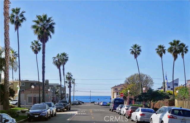 204 Avenue G, Redondo Beach, California 90277, 2 Bedrooms Bedrooms, ,2 BathroomsBathrooms,Residential,Sold,Avenue G,PV22025138