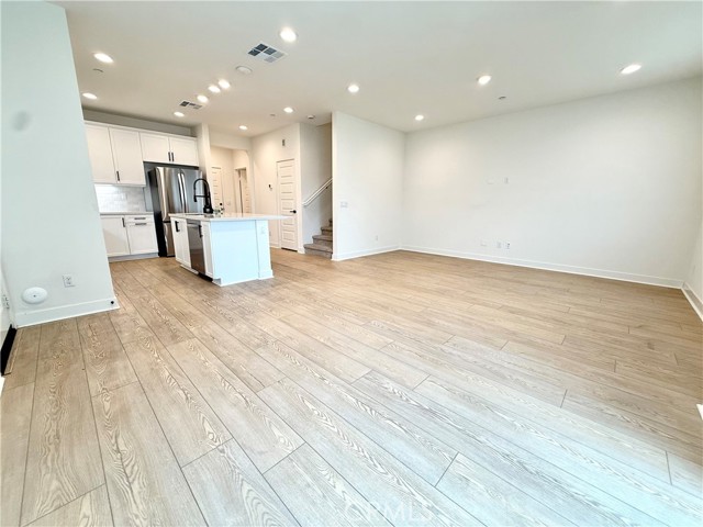 Detail Gallery Image 8 of 31 For 4253 S Sage Paseo, Ontario,  CA 91761 - 3 Beds | 3/1 Baths