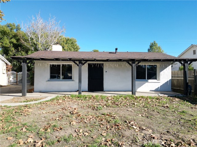 Detail Gallery Image 2 of 22 For 3271 N Stoddard, San Bernardino,  CA 92405 - 2 Beds | 1 Baths