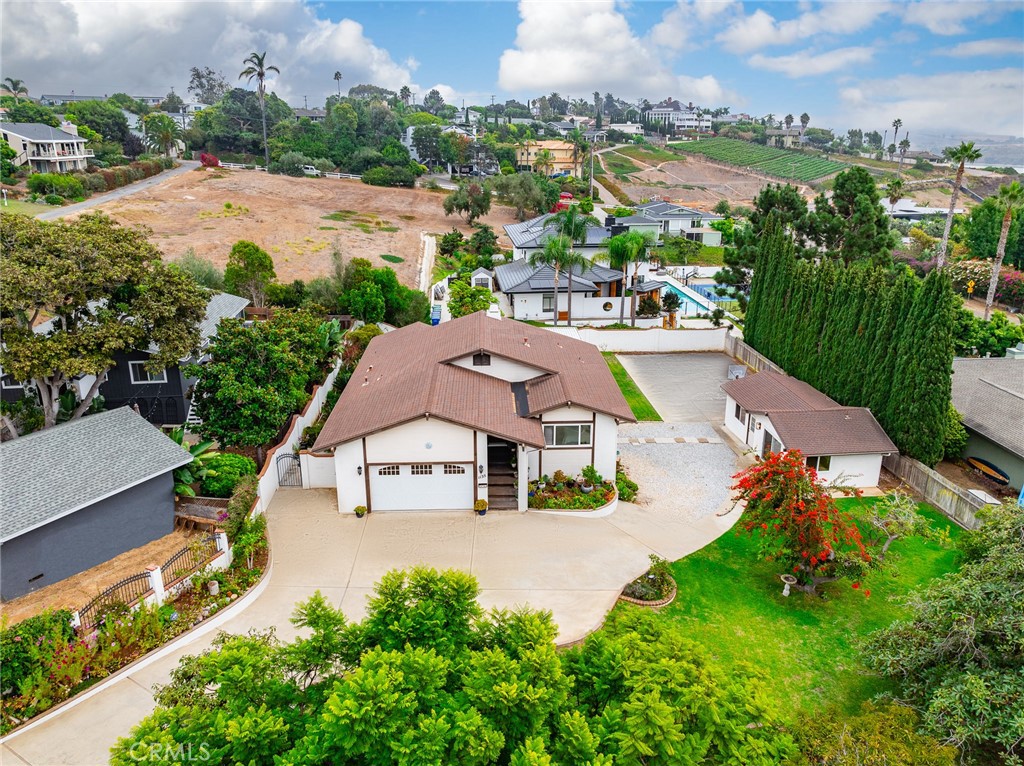 1135 Cape Aire Lane