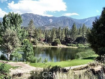 https://media.crmls.org/medias/c459b423-061b-4b84-a8fd-a3d3469d35af.jpg?preset=X-Large