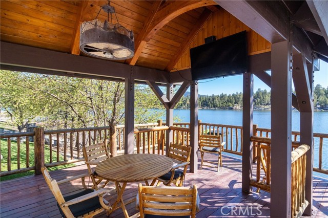 Detail Gallery Image 39 of 58 For 791 Cove Dr, Big Bear Lake,  CA 92315 - 9 Beds | 5/4 Baths