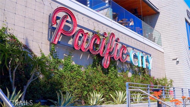 Enjoy fine dining and shopping at Pacific City with amazing beach and ocean views!
