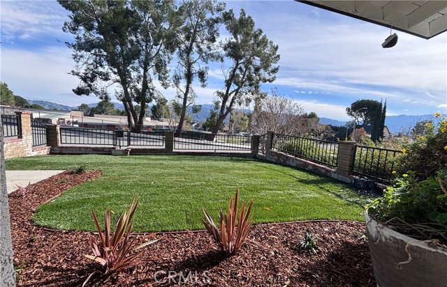 Detail Gallery Image 33 of 38 For 28515 Winterdale, Canyon Country,  CA 91387 - 3 Beds | 2 Baths