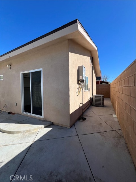 Detail Gallery Image 14 of 15 For 2357 Ellen St, Colton,  CA 92324 - 2 Beds | 1 Baths