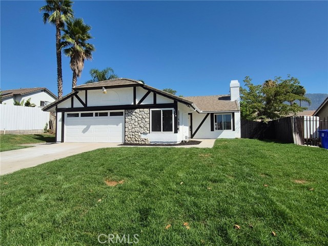 Detail Gallery Image 1 of 1 For 2724 June Pl, San Bernardino,  CA 92407 - 2 Beds | 2 Baths