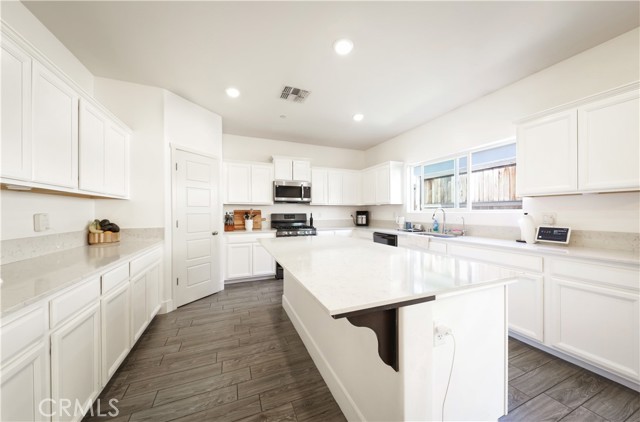 Detail Gallery Image 18 of 27 For 9612 Cobble Creek Dr, Shafter,  CA 93263 - 4 Beds | 2 Baths