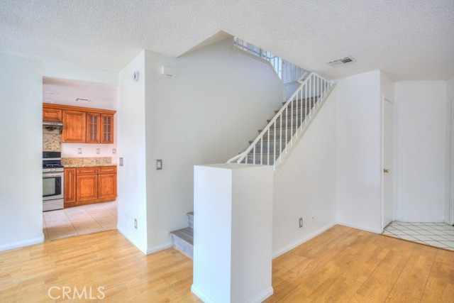 Detail Gallery Image 17 of 48 For 13006 Parkview, Baldwin Park,  CA 91706 - 3 Beds | 2/1 Baths