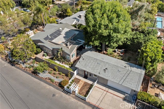 4855 Arcola Avenue, Toluca Lake CA: https://media.crmls.org/medias/c45e92cd-3304-48d8-95e2-09d751cdb3d4.jpg
