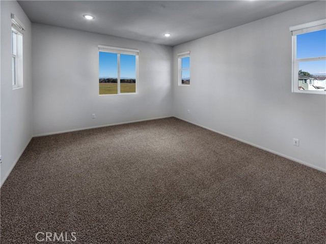 Detail Gallery Image 4 of 7 For 28419 Campos De Flores, Temecula,  CA 92591 - 3 Beds | 2/1 Baths