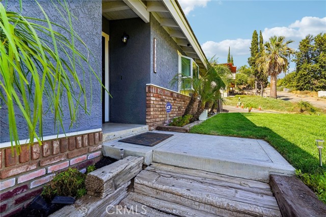 Detail Gallery Image 7 of 44 For 19205 Diplomat Ave, Corona,  CA 92881 - 3 Beds | 2 Baths