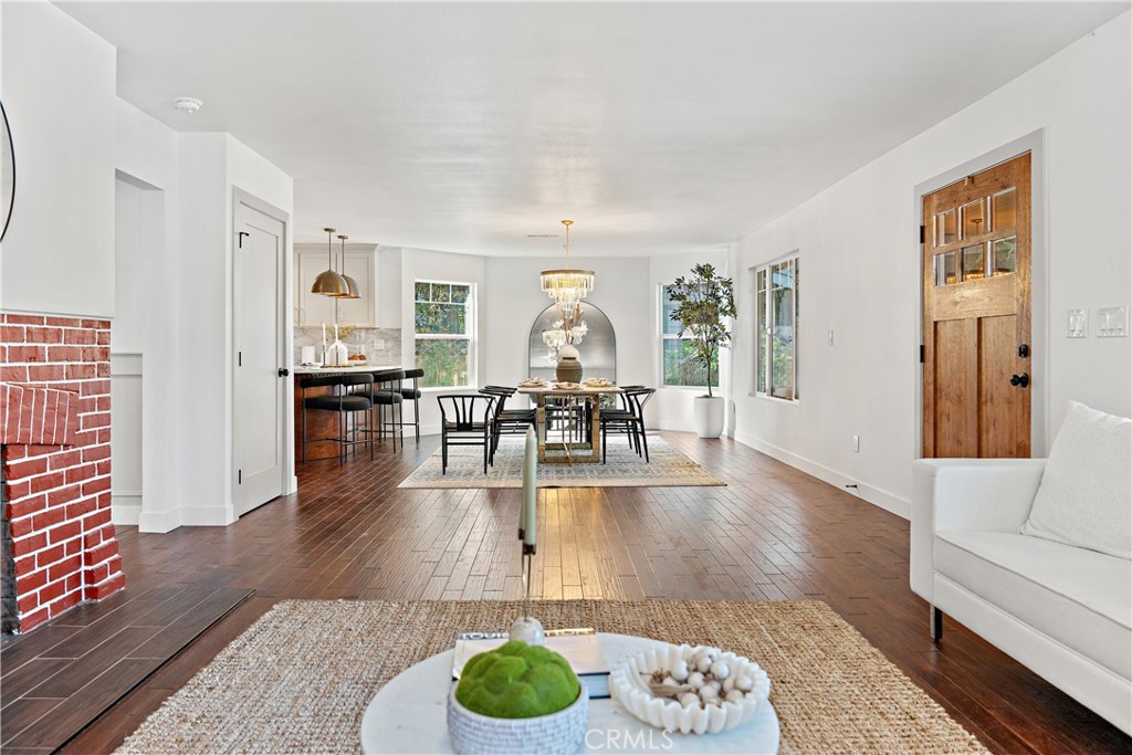 MLS #DW25181566 img 12