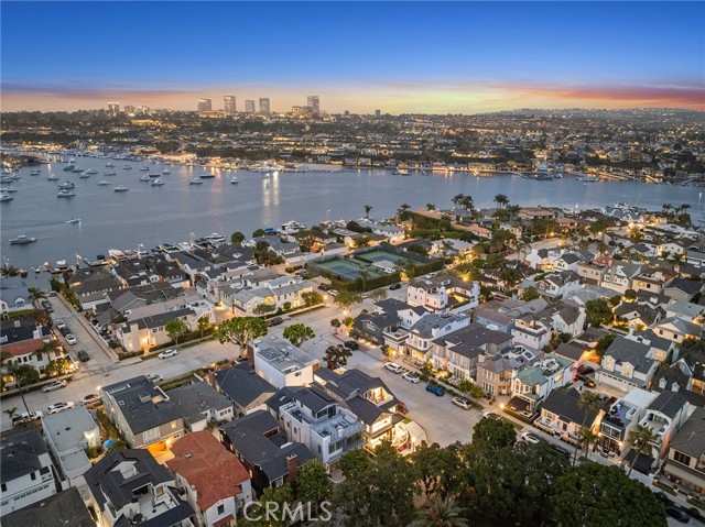 Detail Gallery Image 37 of 37 For 1752 Plaza Del Norte, Newport Beach,  CA 92661 - 4 Beds | 4/1 Baths