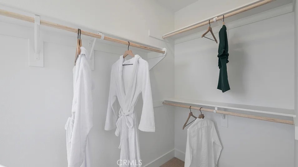 https://media.crmls.org/medias/c4602add-dcfc-4861-9962-05bc5516e64d.jpg?preset=X-Large
