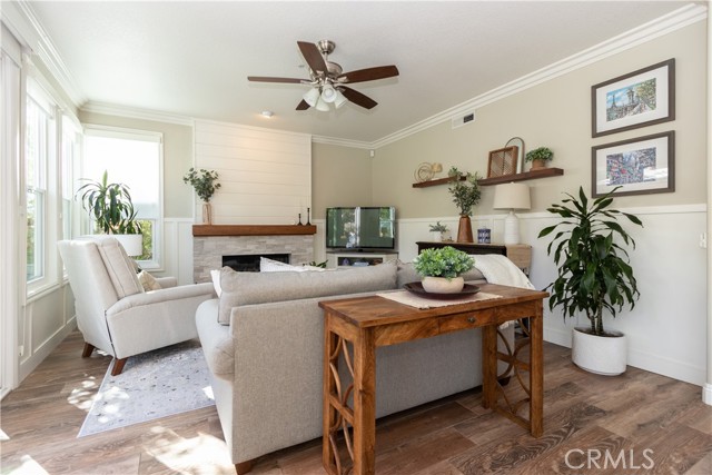 Image 17 of 55 For 2 Alamitos  