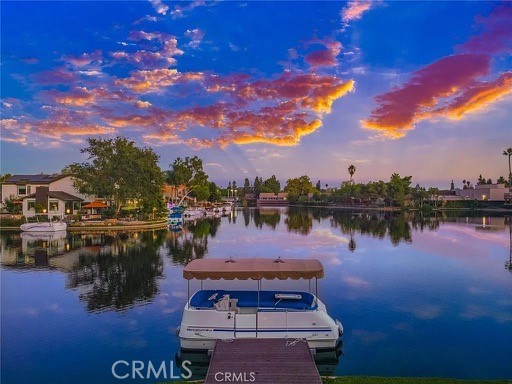 https://media.crmls.org/medias/c46201e9-4b86-40e8-aac9-dd8c9af908c1.jpg?preset=X-Large