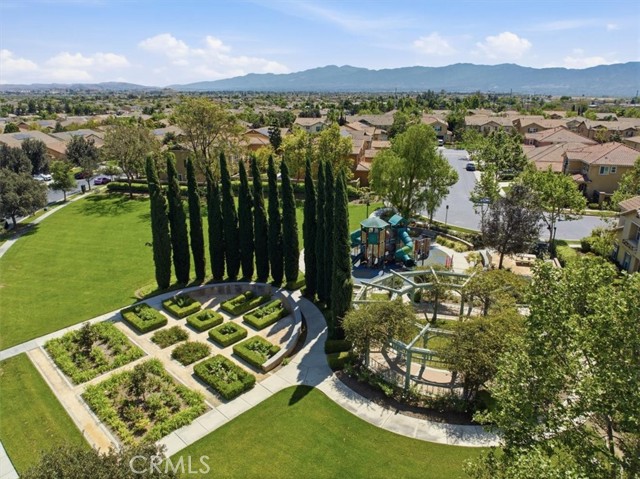 Detail Gallery Image 7 of 60 For 7205 Enclave, Corona,  CA 92880 - 3 Beds | 2/1 Baths