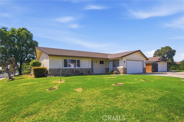 Detail Gallery Image 2 of 45 For 409 Borman Ave, Bakersfield,  CA 93308 - 3 Beds | 2 Baths