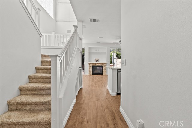 Detail Gallery Image 8 of 72 For 23147 Napa, Valencia,  CA 91354 - 2 Beds | 3 Baths