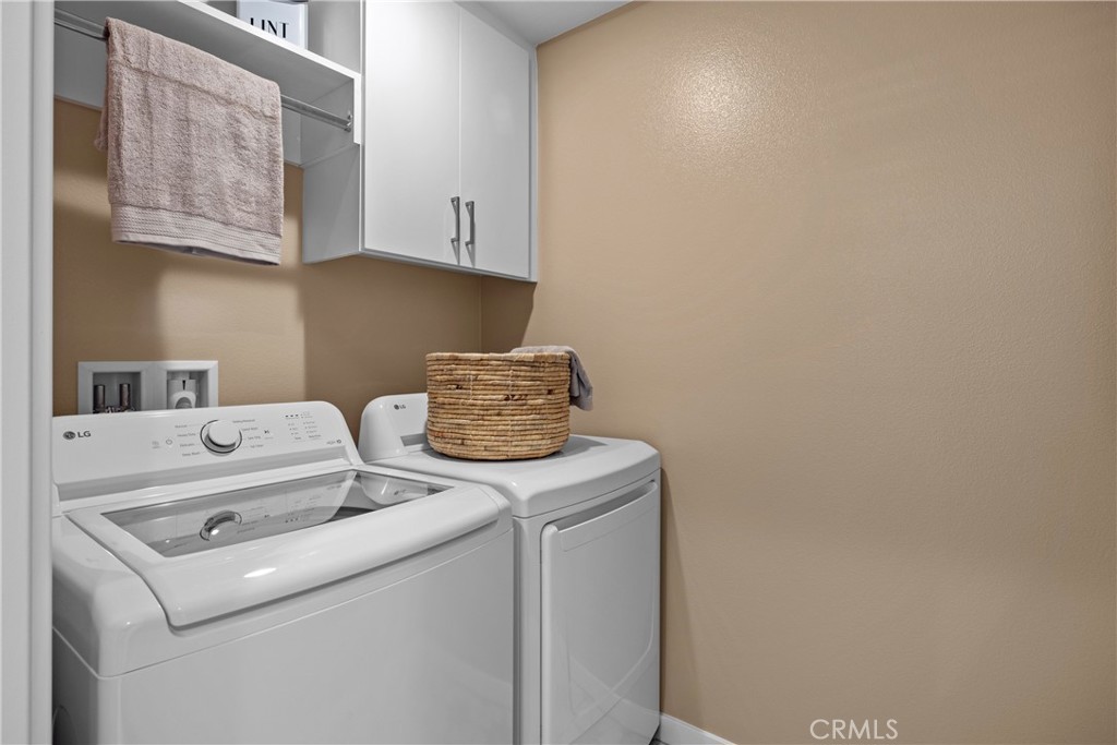 https://media.crmls.org/medias/c463c452-0dc8-4f80-b1f8-5fb54ae10aaa.jpg?preset=X-Large