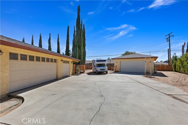 Detail Gallery Image 43 of 47 For 20407 Eyota Ln, Apple Valley,  CA 92308 - 3 Beds | 2 Baths