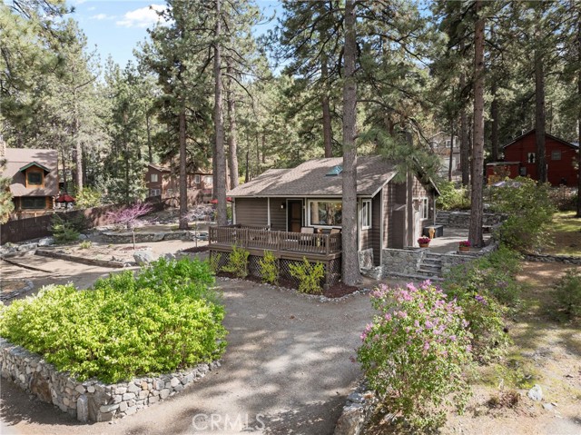 Detail Gallery Image 1 of 39 For 993 Partridge Rd, Wrightwood,  CA 92397 - 2 Beds | 2 Baths