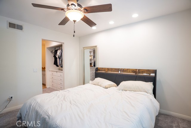 Detail Gallery Image 11 of 25 For 23930 Arroyo Park Dr #111,  Valencia,  CA 91355 - 2 Beds | 2 Baths