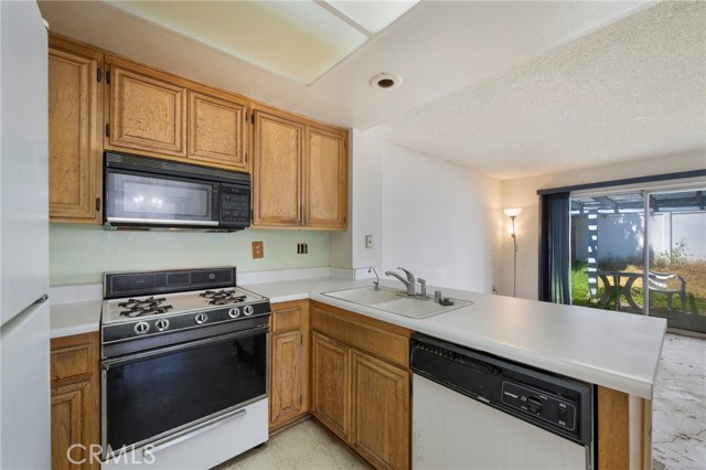 Detail Gallery Image 19 of 55 For 2518 Caribou Pl, Ontario,  CA 91761 - 3 Beds | 2/1 Baths