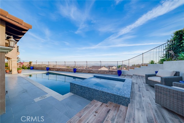 Detail Gallery Image 3 of 51 For 12615 Encino Ct, Rancho Cucamonga,  CA 91739 - 5 Beds | 5/1 Baths