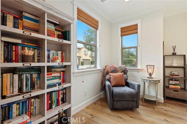61 Fuchsia, Lake Forest CA: https://media.crmls.org/medias/c4658b03-e399-4a94-bba5-9dd41d074280.jpg