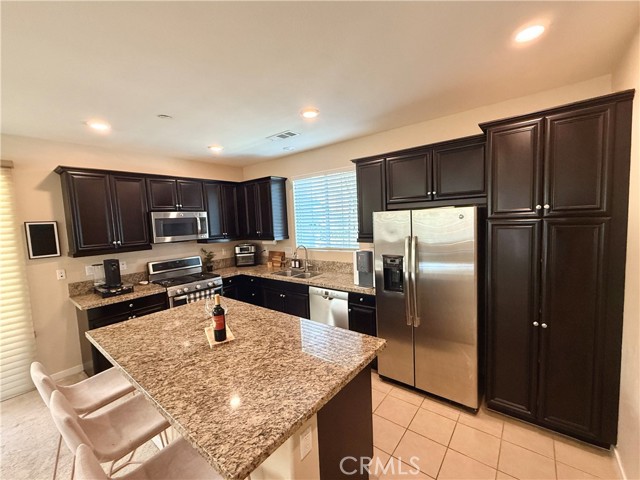 21077 Blossom Way, Diamond Bar CA: https://media.crmls.org/medias/c4671144-b78f-4dc0-9f69-1c5b35085026.jpg