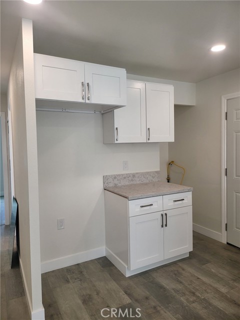 Detail Gallery Image 8 of 14 For 6207 Seabreeze, Long Beach,  CA 90803 - 2 Beds | 1 Baths