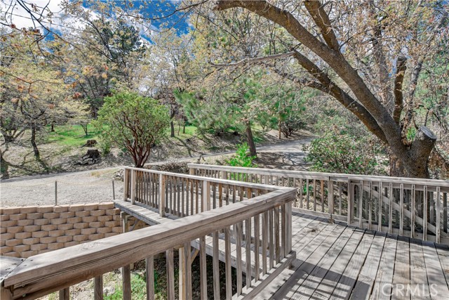 Detail Gallery Image 6 of 46 For 24883 Ponderosa Dr, Idyllwild,  CA 92549 - 5 Beds | 3 Baths