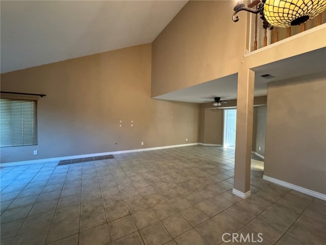 Detail Gallery Image 10 of 28 For 45712 Classic Way, Temecula,  CA 92592 - 4 Beds | 3 Baths