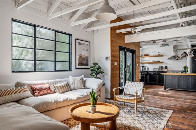 Detail Gallery Image 15 of 45 For 654 S Soto St, Los Angeles,  CA 90023 - 4 Beds | 4 Baths